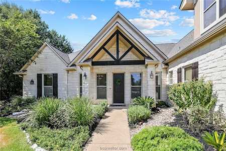 4817 Williams Creek Dr College Station, TX 77845-3888