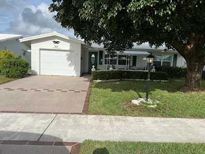 714 SW 18th Street Boynton Beach, FL 33426
