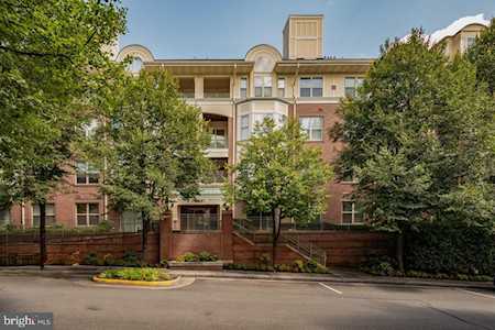 1855 Stratford Park Place #412 Reston, VA 20190