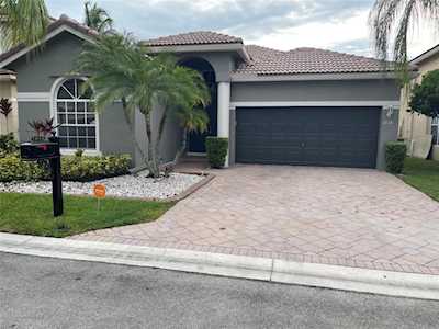 1018 NW 116th Ave Coral Springs, FL 33071