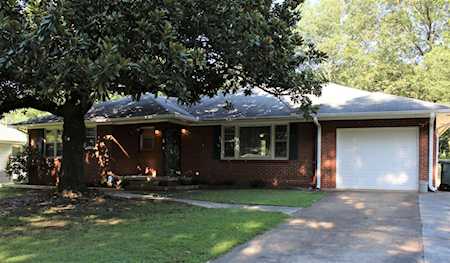 802 NE Stanhope Drive Huntsville, AL 35801