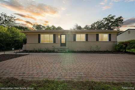 20277 Melvin St Livonia, MI 48152