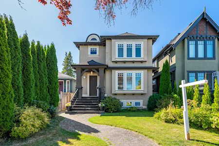 3088 W 19th Avenue Vancouver, BC V6L 1E7