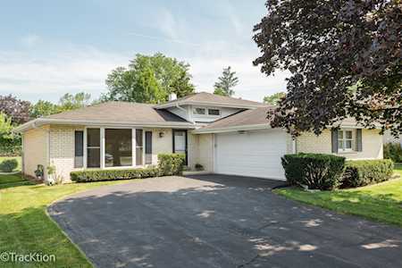 42 W 56th Place Westmont, IL 60559