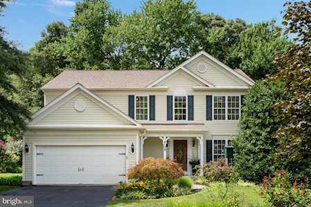 4108 Middlebury Ct Pasadena, MD 21122