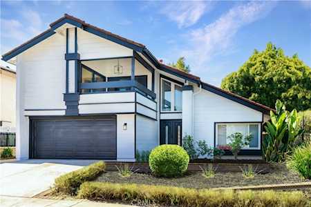 25192 Linda Vista Dr Laguna Hills, CA 92653