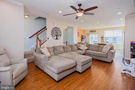 7713 Town View Dr Dundalk, MD 21222