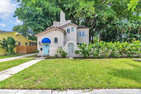 326 Fordham Drive Lake Worth Beach, FL 33460