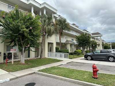 2210 Utopian Dr E #207 Clearwater, FL 33763