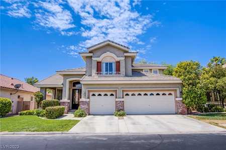 2101 Scarlet Rose Dr Las Vegas, NV 89134
