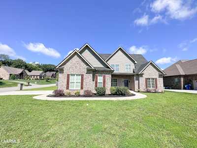 1646 Inverness Dr Maryville, TN 37801