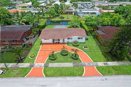 4601 SW 104th Ct Miami, FL 33165