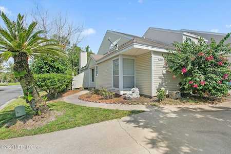 9866 Moorings DR Jacksonville, FL 32257