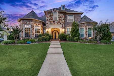 1000 Winding Lake Boulevard Southlake, TX 76092