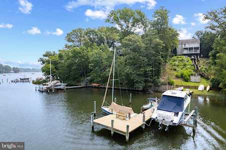 416 Tulip Trl Crownsville, MD 21032