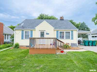 3117 W Alice Ave West Peoria, IL 61604