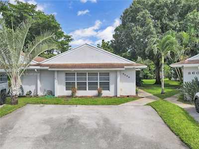 8602 Bridle Path Ct #220 Davie, FL 33328