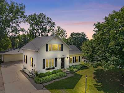 2055 Riverview Dr Green Bay, Village of Howard, WI 54303-6466