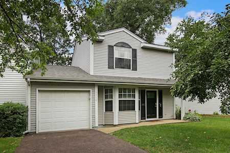 3510 Southport Dr Island Lake, IL 60042