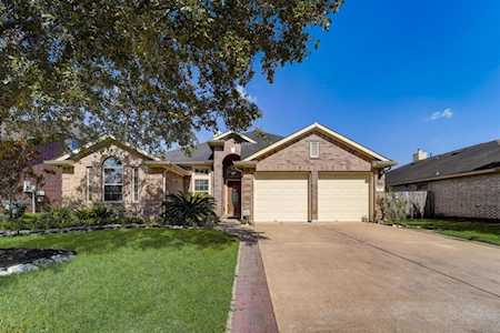2507 Avalon Lake Ln Pearland, TX 77581