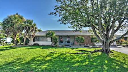 1606 Country Club Parkway Lehigh Acres, FL 33936