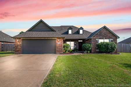 8100 E Silverado Rd Claremore, OK 74019
