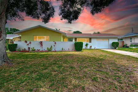 1711 Patlin CIRCLE S Largo, FL 33770