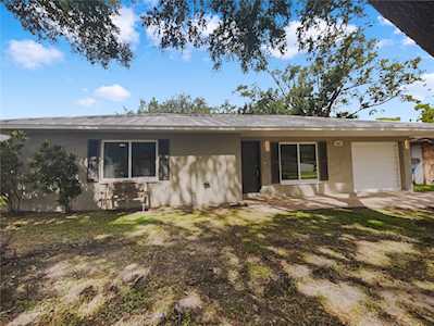 5227 Presidential St Seffner, FL 33584