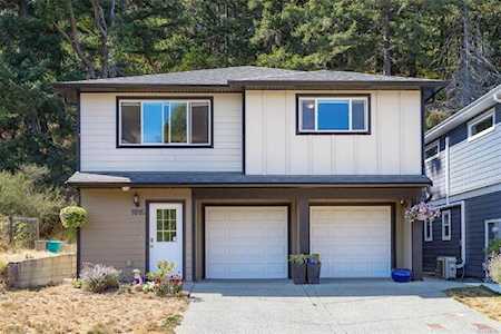 1016 Guenter Pl Langford, BC V9C 0G8