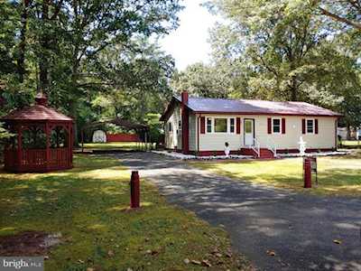 40855 King Dr Mechanicsville, MD 20659