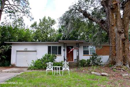 7030 Berrywood LN Jacksonville, FL 32277