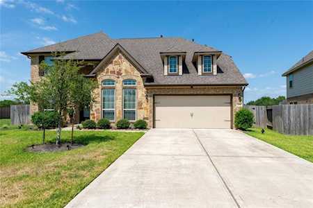 2818 Afton Dr Pearland, TX 77581
