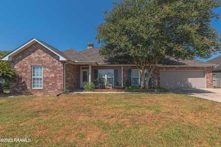 1412 S Morgan Avenue Broussard, LA 70518