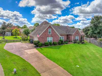 8985 Eva Webb Cv Bartlett, TN 38133