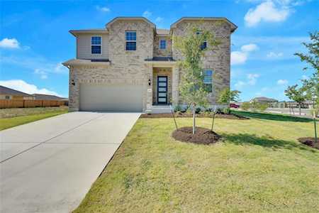 300 Giorgio Moroder RD Hutto, TX 78634