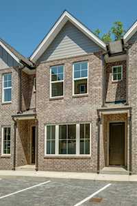 623 Cogdill Ln Nashville, TN 37216