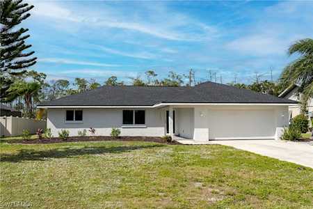 17668 Taylor Dr Fort Myers, FL 33908