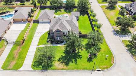 17702 Safe Haven Dr Cypress, TX 77433