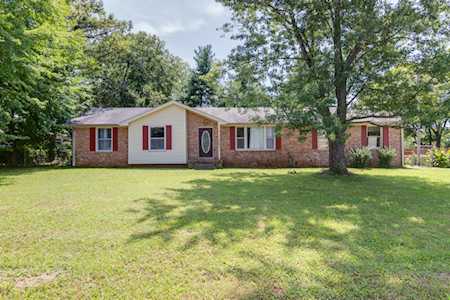 615 General Barksdale Dr Smyrna, TN 37167