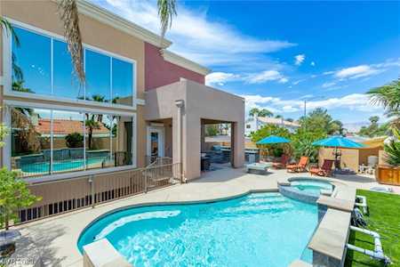 5619 Deer Creek Falls Ct Las Vegas, NV 89118