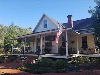 210 N Grosse Ave Tarpon Springs, FL 34689