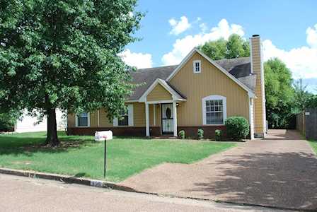 6561 Bald Oak Dr Memphis, TN 38141