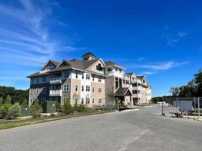 7 Longview Dr #402 Atkinson, NH 03811