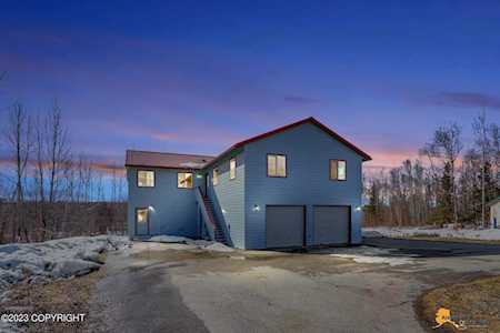 2360 W Ridgewood Dr Wasilla, AK 99654