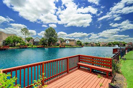5115 Beacon Point Sugar Land, TX 77479
