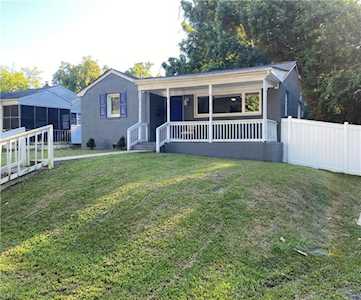417 Hollywood Ave Suffolk, VA 23434