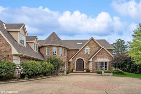 2323 Tennyson Ln Highland Park, IL 60035