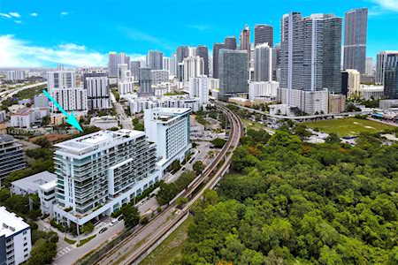1600 SW 1st Ave #309 Miami, FL 33129