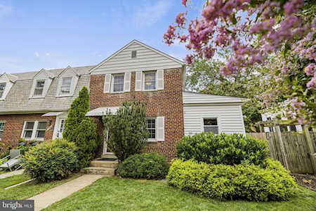 1061 N Nelson St Arlington, VA 22201