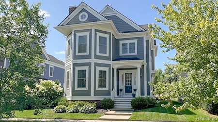 50263 Monroe St Canton Twp, MI 48188